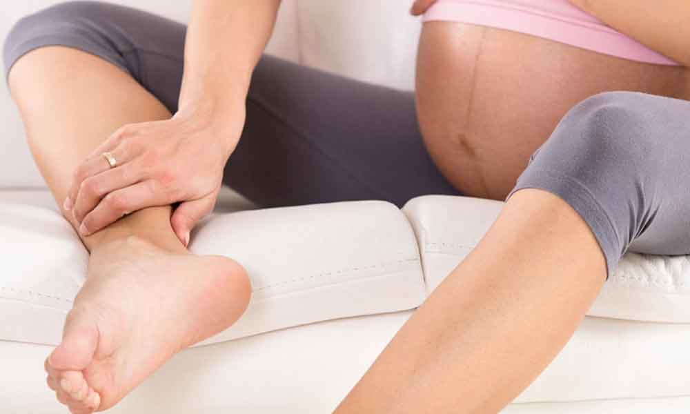 प्रेगनेंसी में पैरों में दर्द होने के कारण व् उपाय