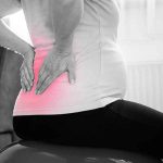 प्रेगनेंसी में पीठ दर्द होने के कारण और उपाय
