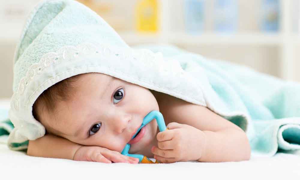 शिशु को बुखार होने पर क्या खिलाना चाहिए
