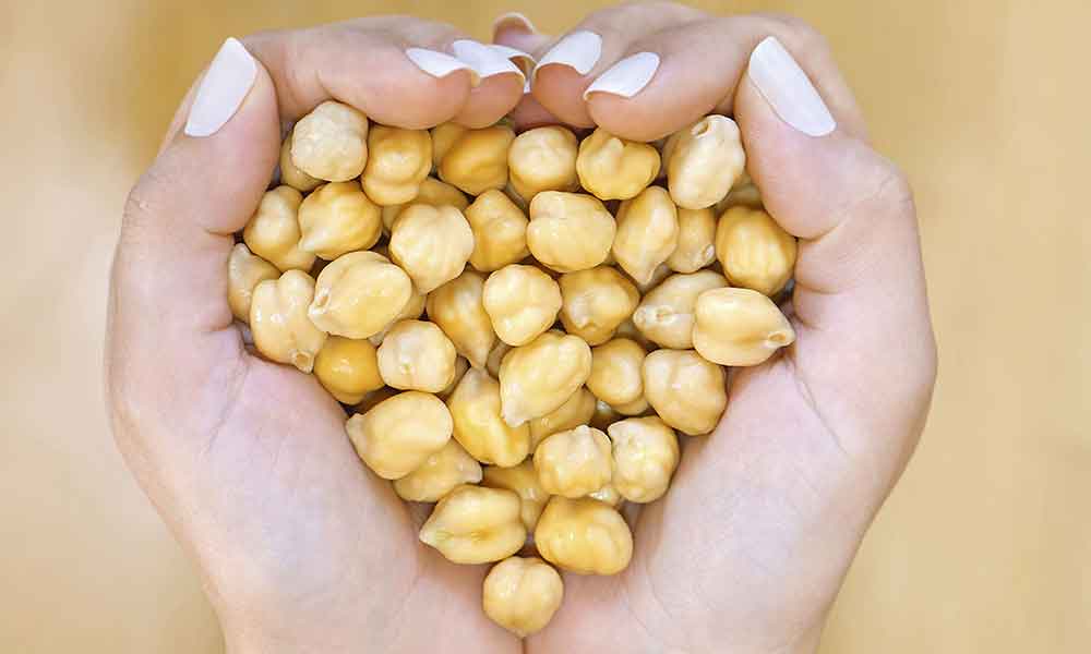 Benefits of eating White Chana in Pregnancy