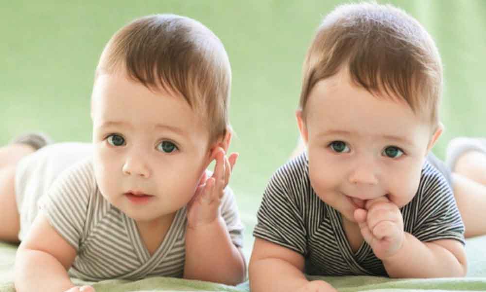 Signs of having twins Baby