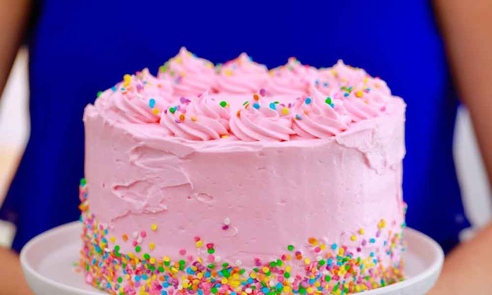 Harmful effects of eating cake in pregnancy