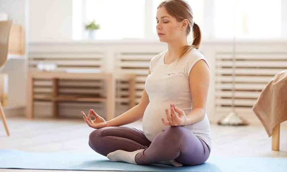 Deep breathing exercise during pregnancy