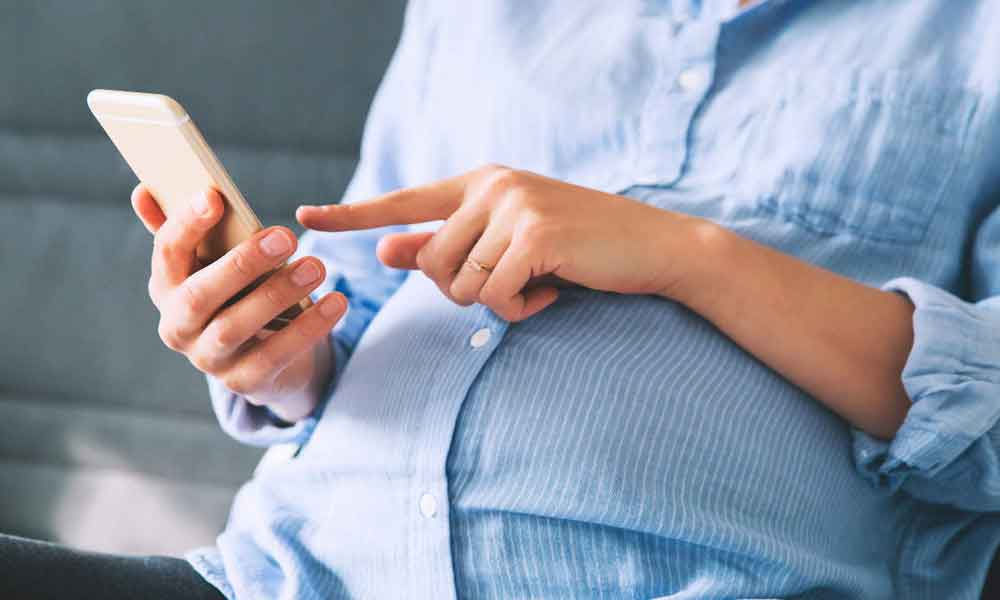 Harmful effect of watching social media during pregnancy